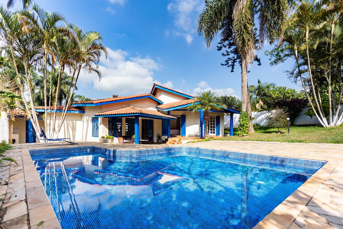  Casa de temporada Casa com Piscina e Sala de Jogos em  Araçoiaba da Serra/SP , Araçoiaba da Serra, Brasil . Reserve seu hotel  agora mesmo!