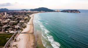 aluguel de temporada no Guarujá - praia de São Paulo