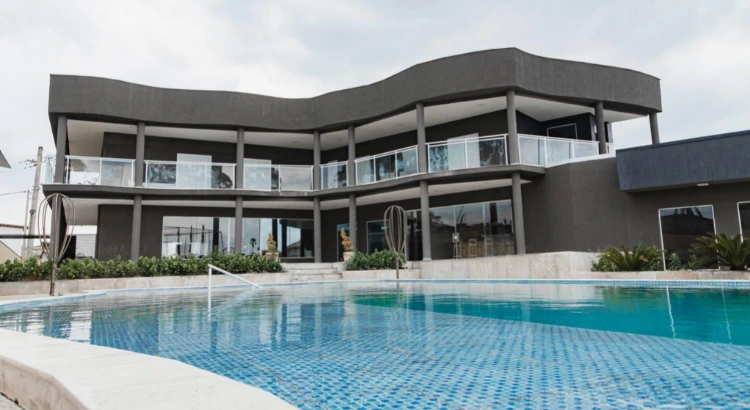 Imóvel gerido pelo Anfitrião Prime | golpes no booking