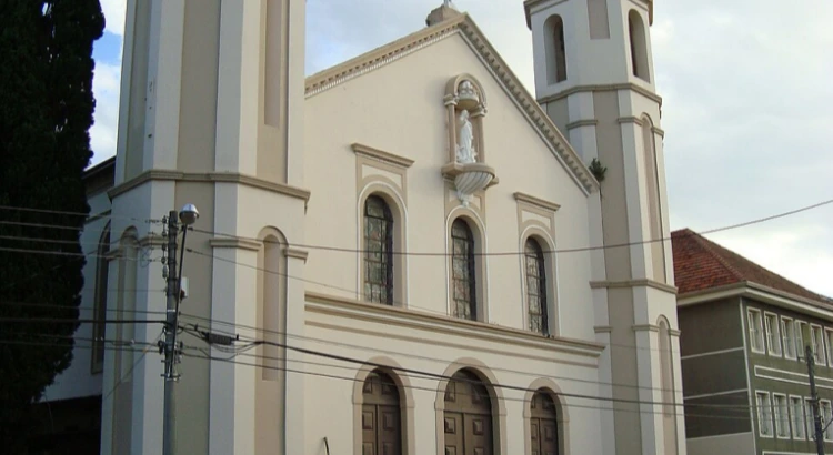 Fachada da Igreja Nossa Senhora dos Anjos | Foto de Pvaf 