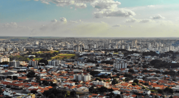 Foto: Mário L. Cavicchiolli na Wikipedia | Aluguel de temporada em Americana: como lucrar mais com a gestão profissional do Anfitrião Prime